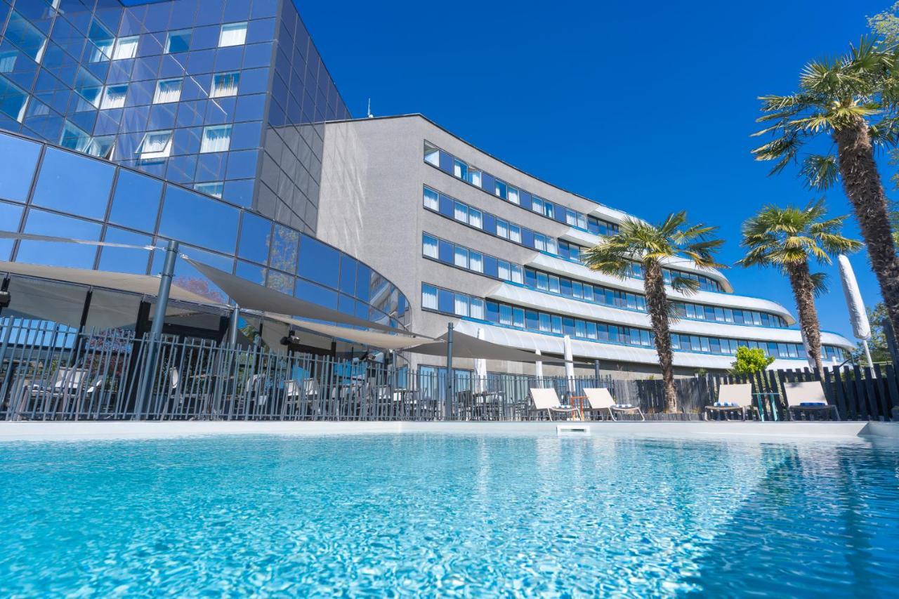 Novotel Poitiers Site Du Futuroscope 4*